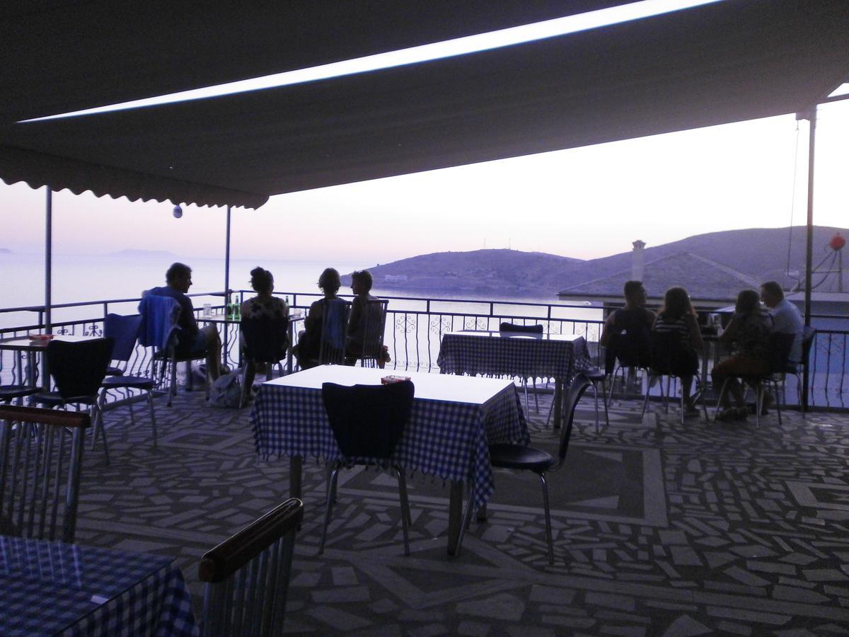 Odhisea Hotel Restaurant Qeparo Bagian luar foto